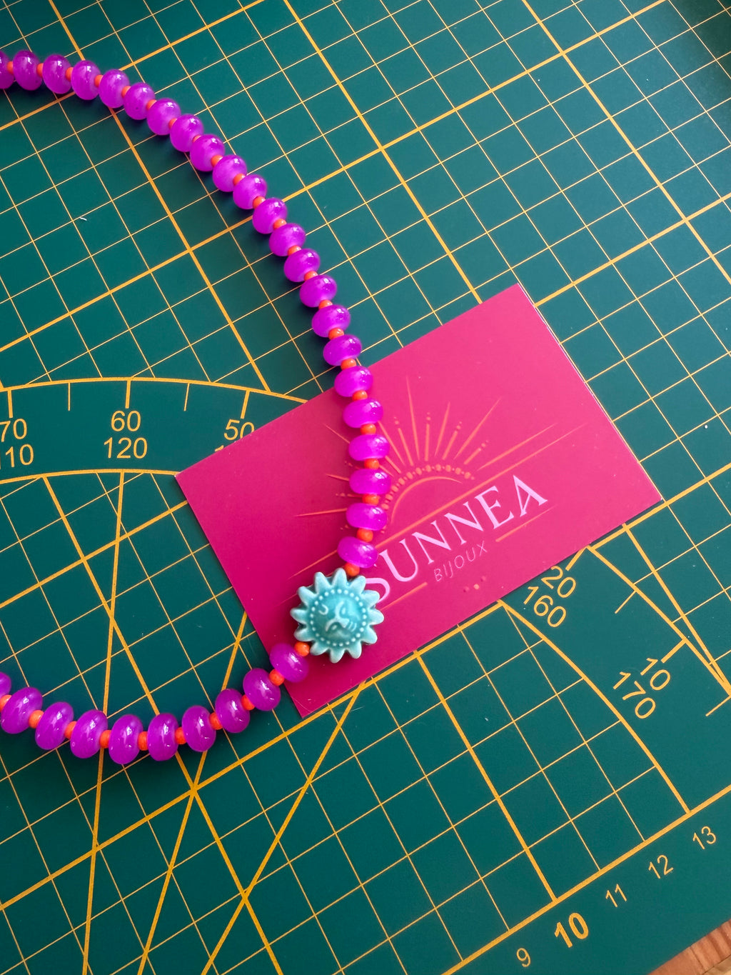 Collier SUNNEA Fushia